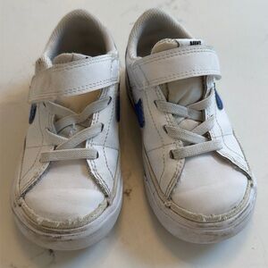 Nike Size 8 Sneakers